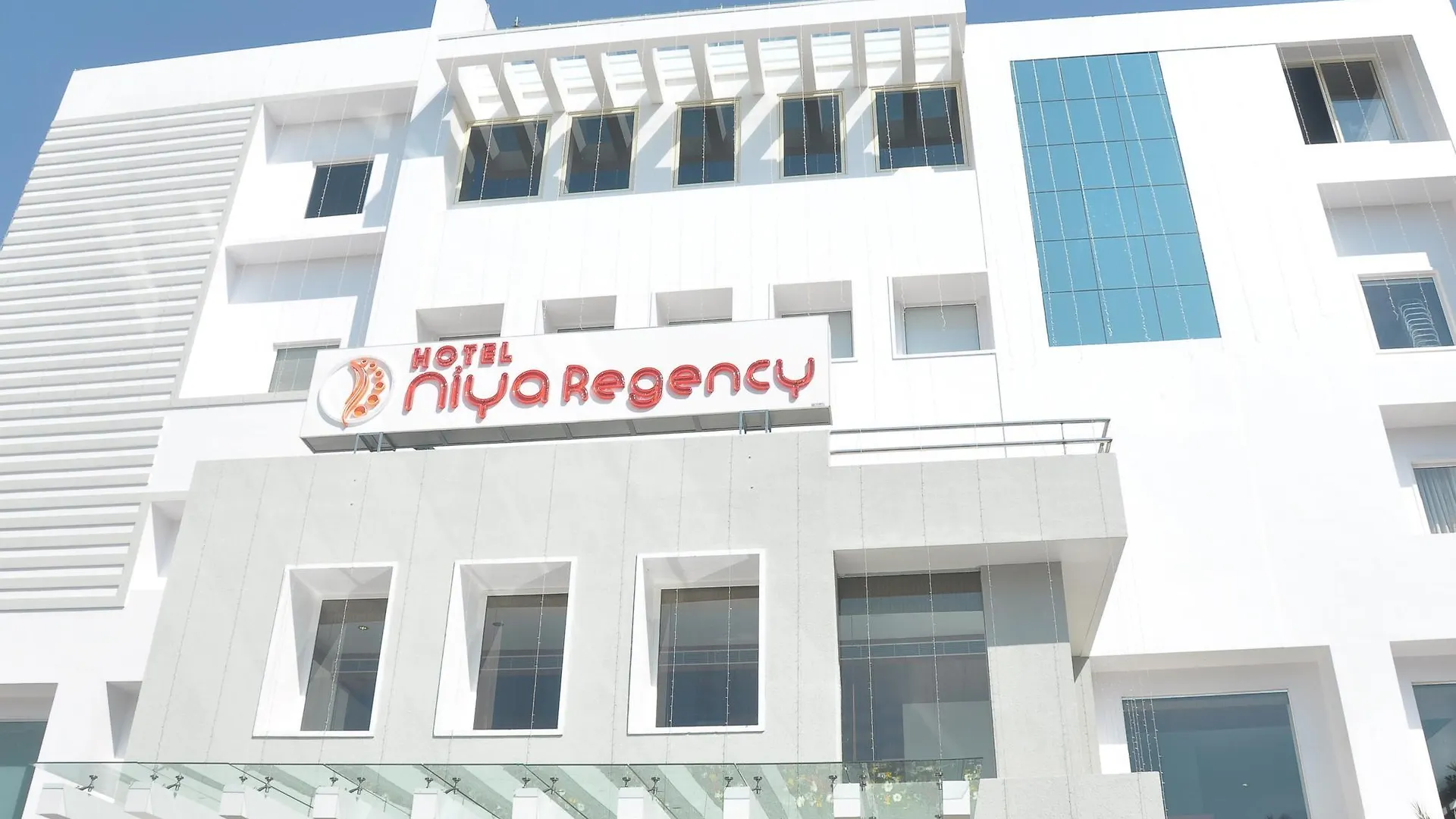 Hotel Niya Regency Thrissur