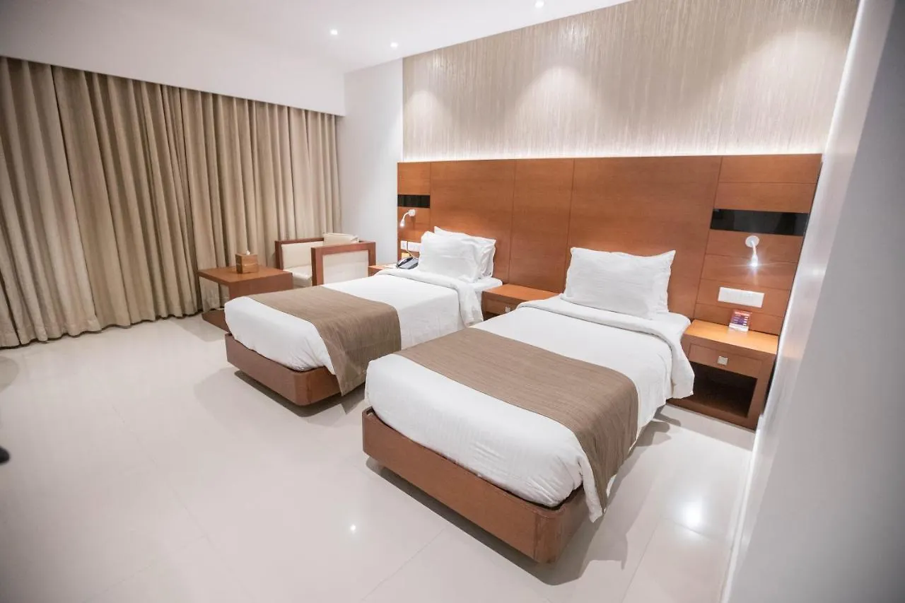 Hotel Niya Regency Thrissur 4*,