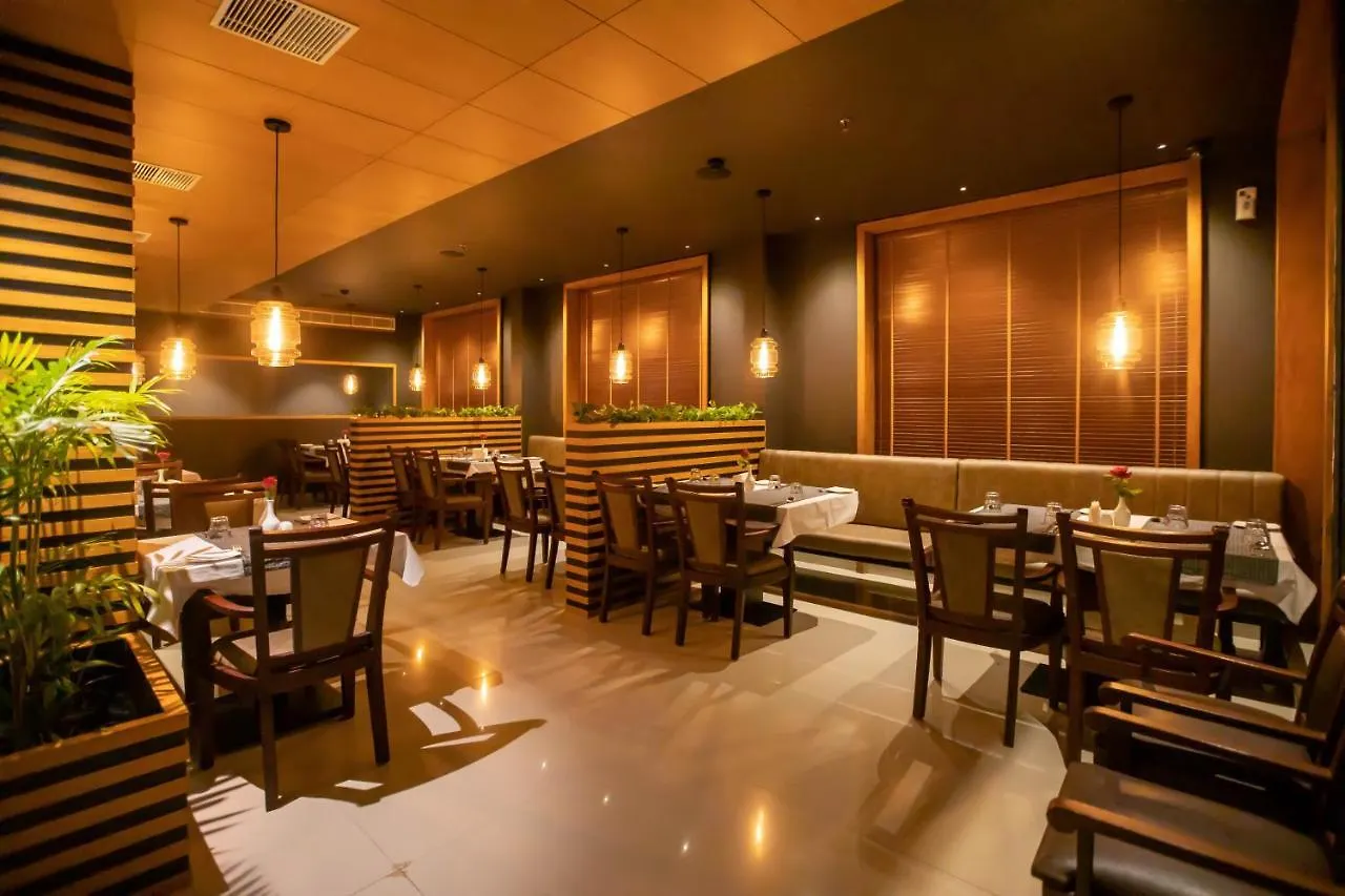 Hotel Niya Regency Thrissur 4*,  India