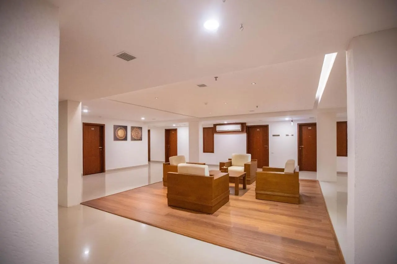 Hotel Niya Regency Thrissur