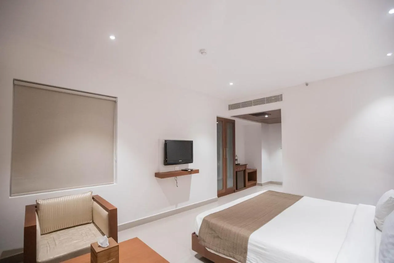 ****  Hotel Niya Regency Thrissur India