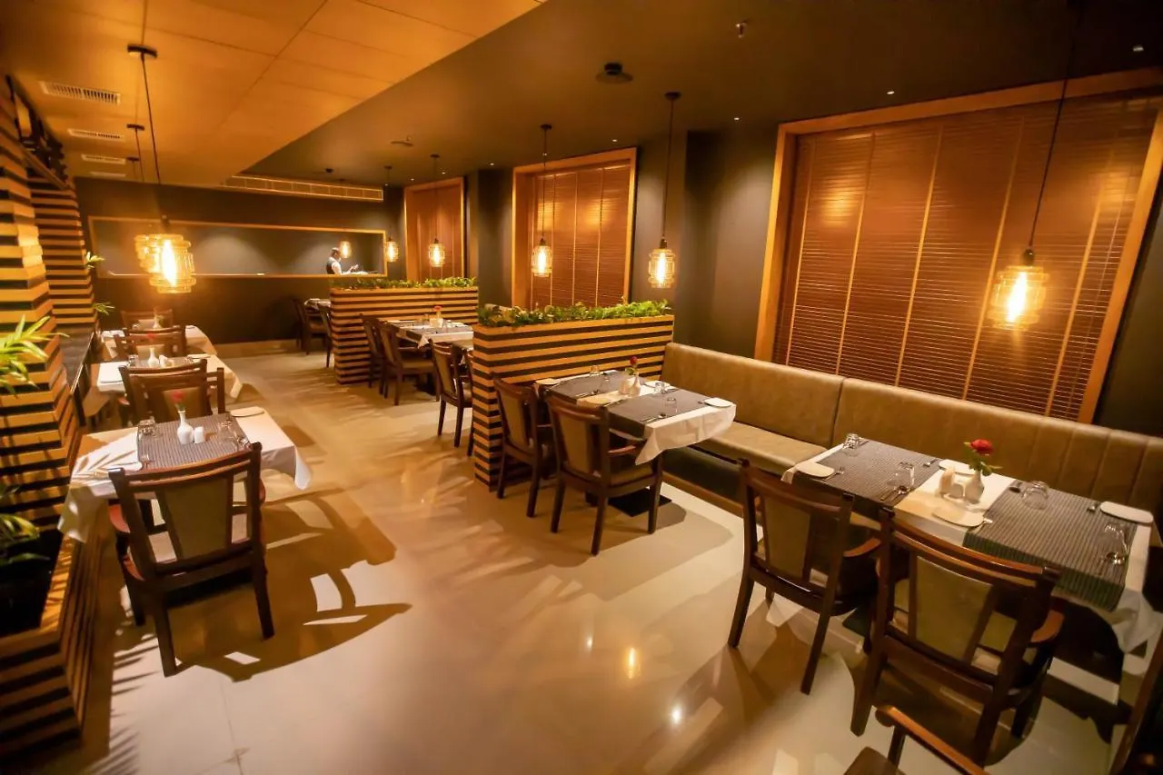 Hotel Niya Regency Thrissur